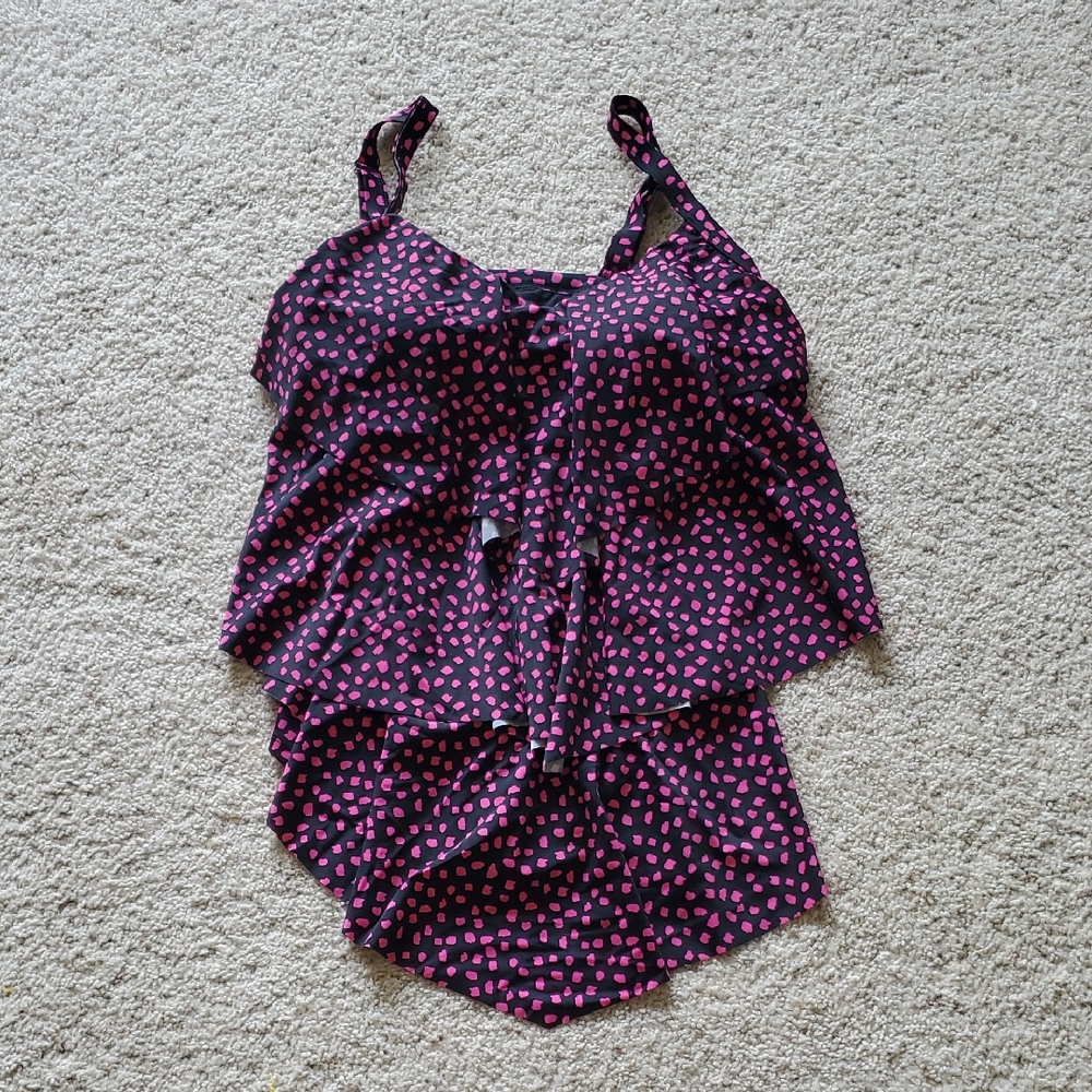 Swimsuits For All Black And Pink Swim Top